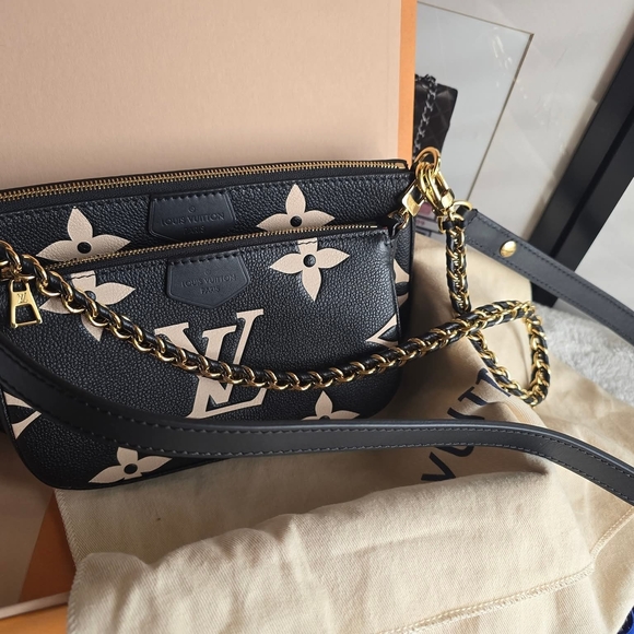 Louis Vuitton Mulitpouchette Black and White Limited Edition - Picture 12 of 16